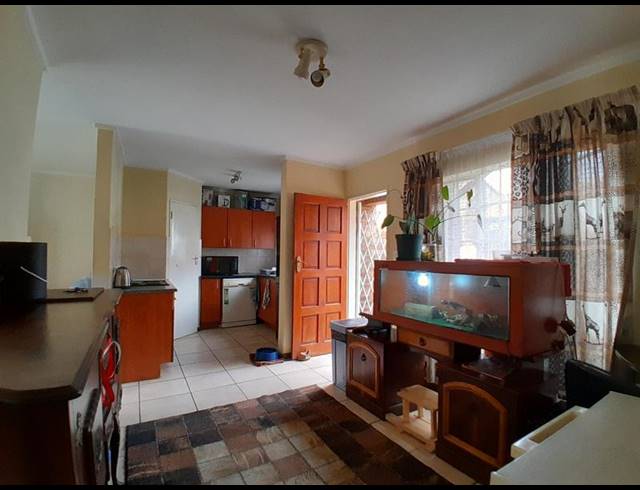 2 BEDROOM APARTMENT FOR SALE IN THE REEDS